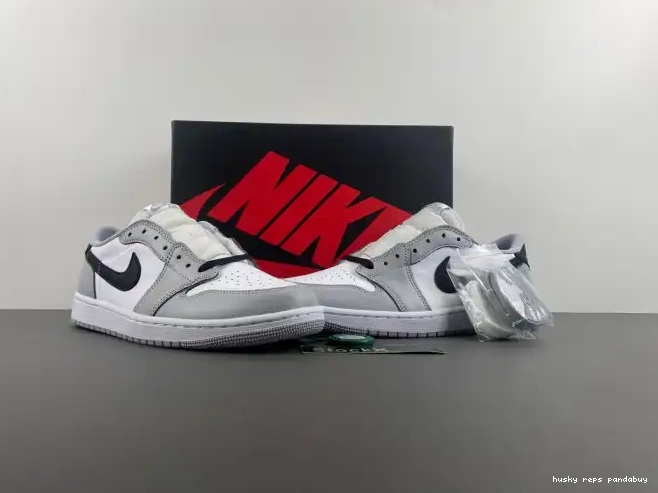Rep Husky Jordan Low OG CZ0790-110 Barons Air 1 0520